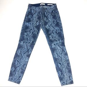 NWOT Guess Sexy Curve Blue Snakeskin Jeans 27